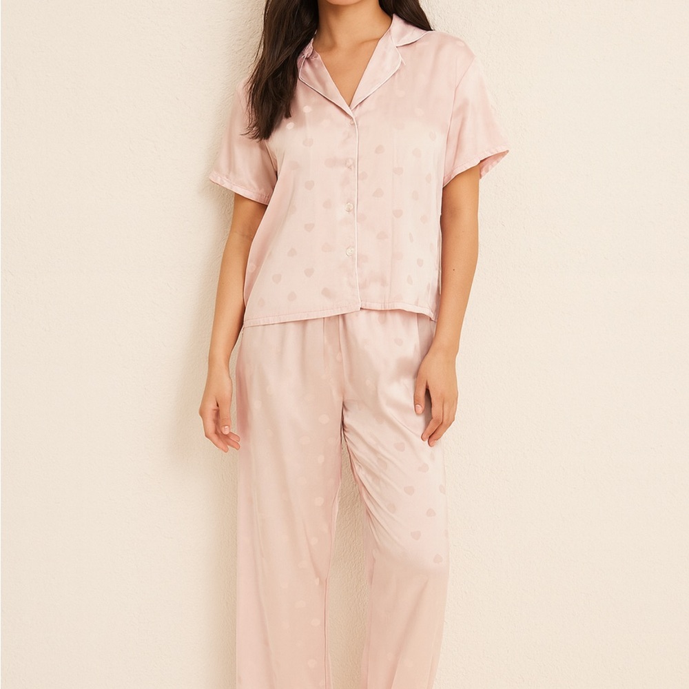 BCBG pink Heart Print Women's Pajama Set
